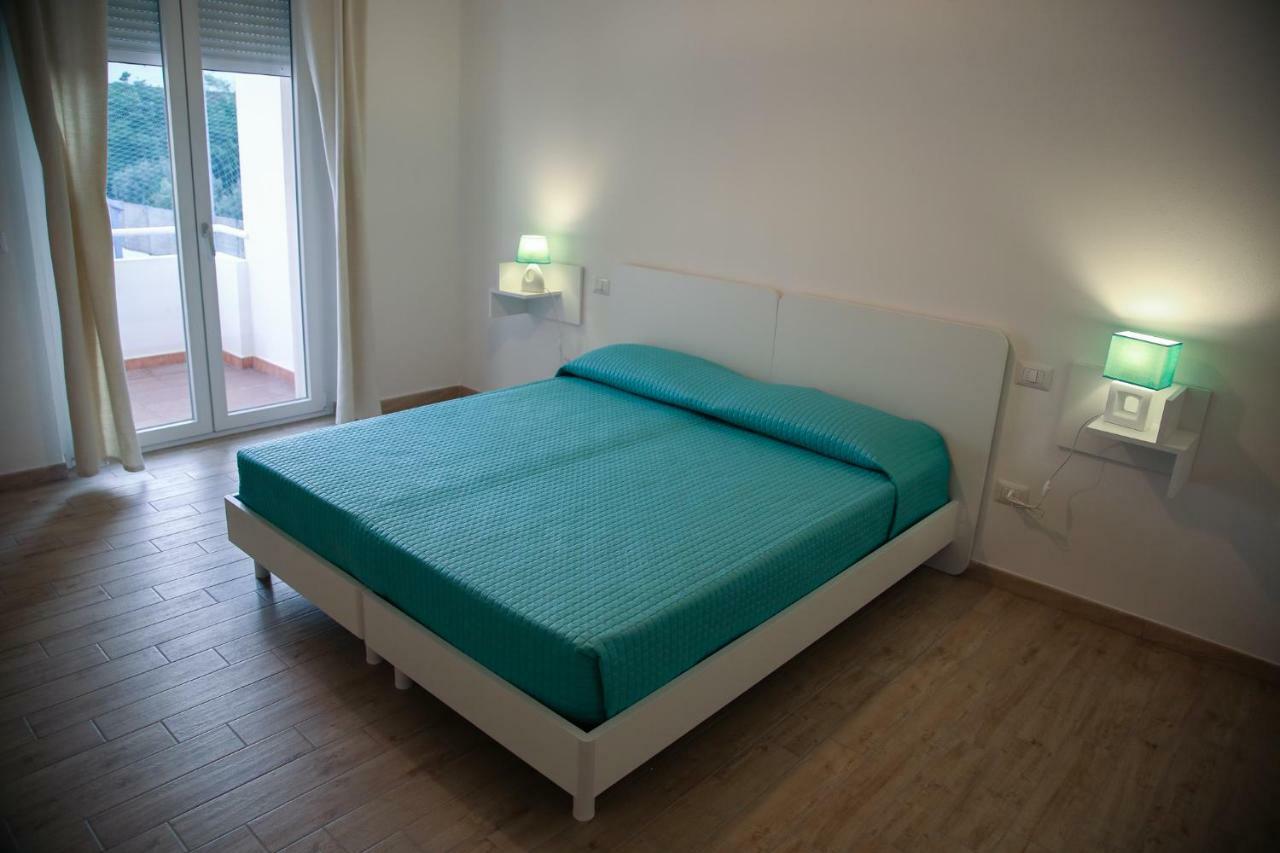 B&B Le Tre Spiagge Calasetta Eksteriør billede